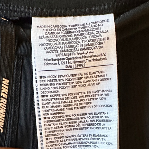 Women's Dri-Fit Capri Leggings - Picture 2 of 5